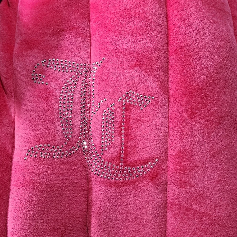 Juicy Coulture Hot Pink 3 Piece King Size Velour Quilt Set The Rose Collection